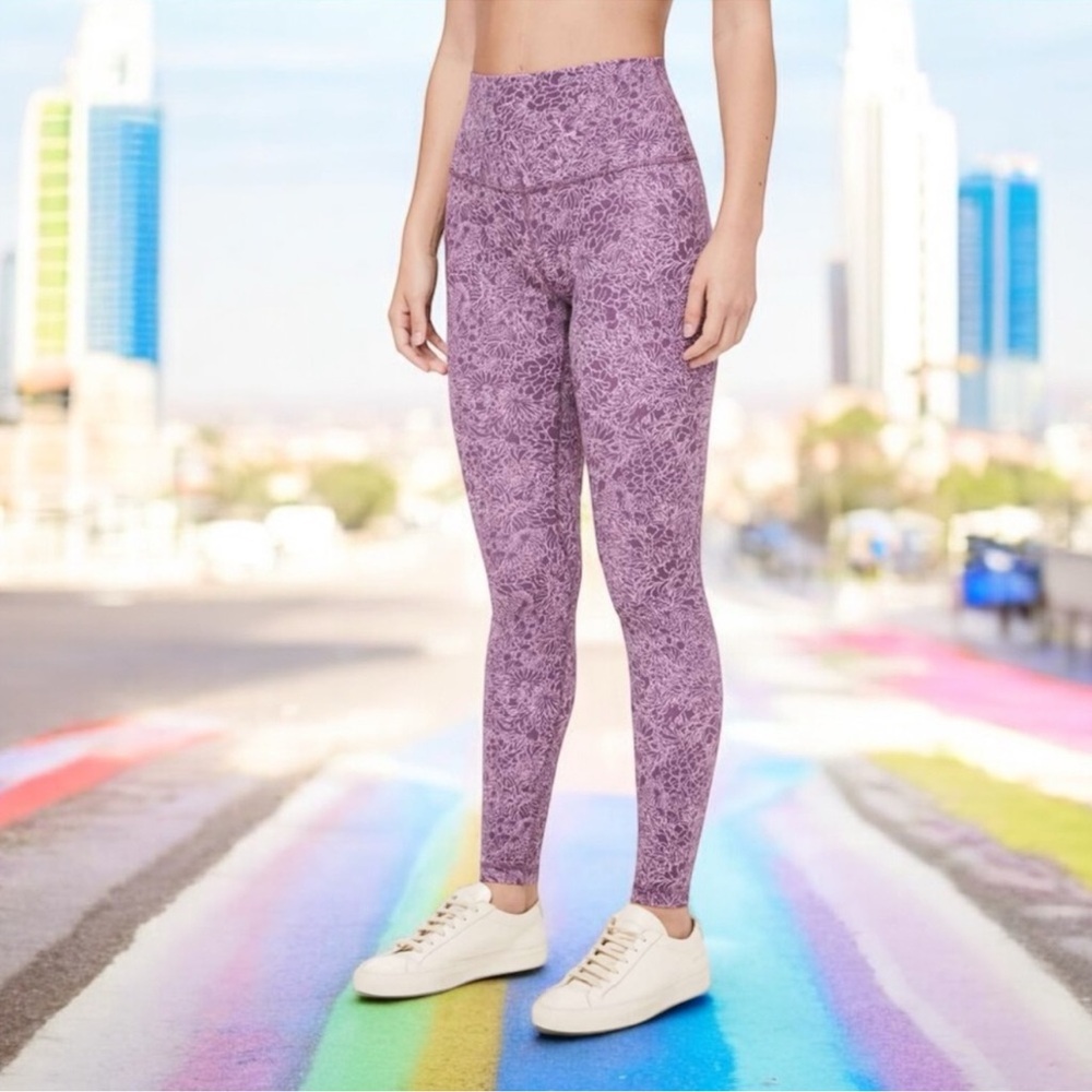 LULULEMON Align 25” Leggings in Arabesque Antionette Smoky Quartz - Size 4